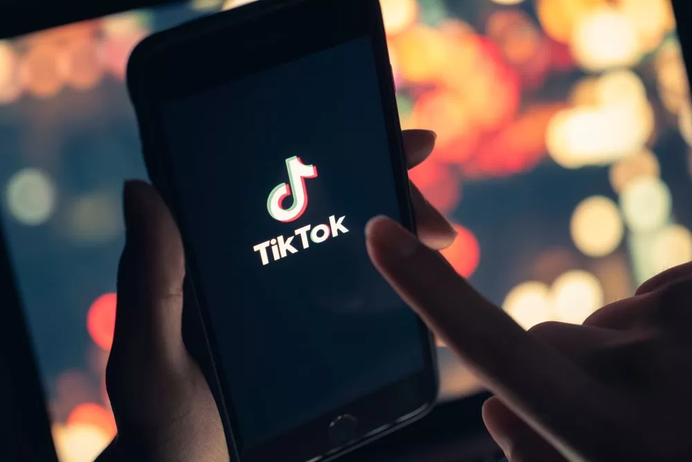 tiktok hirdetések algoritmusa